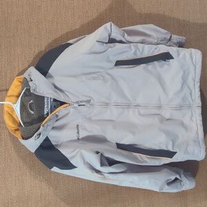 Columbia Men's Gray and Black Jacket